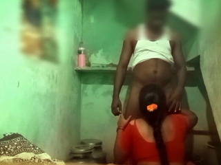 Tamil aunty cheating on uncle in bathroom