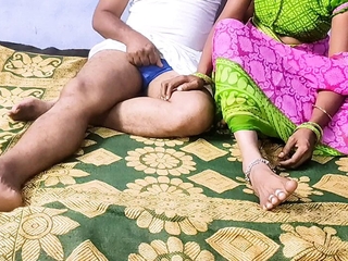 Indian village couple connected with green colour saree HD xxx
