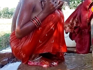 Neha bhabhi was taking bath outside, husband's cock stood up and he went home and fucked Neha bhabhi