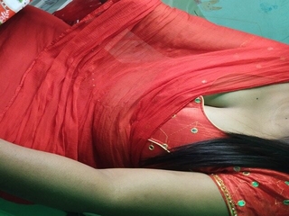 Sexy hot desi shire aunty bhabhi web cam video call with strenger in nude show. Open cloth slowly.