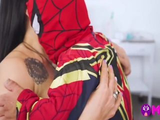 Midget Spider-man Defeats Clinics Thief And Hot Maryam Sucks His Cock... Hero Or Villain? 12 Min