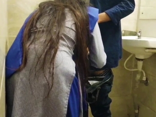 Indian college pupil there H.O.D.'s bathroom