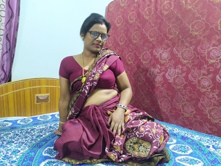 Mysore IT Professor Vandana Sucking and fucking hard at hand doggy n cowgirl air at hand Saree with her Helper at Home at bottom Xhamster