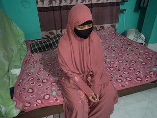 Hijab girl hotel room sex watching Taboo mylf porn on his tablet - Hijab Banglarbabi