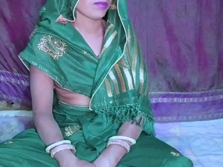 India Desi housewife unfledged saree blouse me chudai hindi doggy style mein and boob press