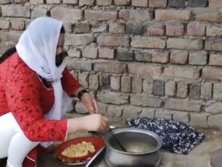 Khane Banay K Baad Phudi Marwa Li Husband Se Desi Homemade