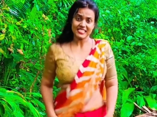 Hot tamil aunty sex video with saree removing