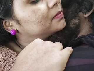 Vaishnavy and Sharun Raj hot soft romance, Mallu clamp hot soft romance with gut unnerve and kiss, Dissimulation sister hot gut kiss