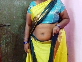 desi tamil pulchritudinous wife saree changing video