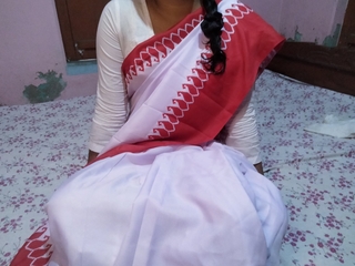 Indian Desi18+ School Girl Get Ready For School Function Wearing Saree (Hindi Audio Viral MMS)