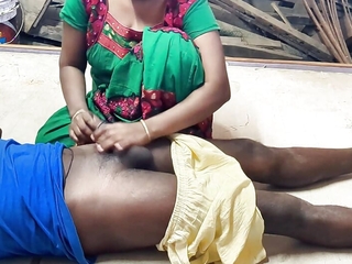 NATURAL VILLAGE BHABHI HOT SEX VIDEO IN HOME 2024