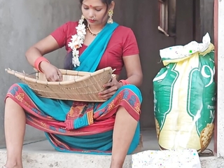 Hot bhabhi ki chudai chut with sari removal